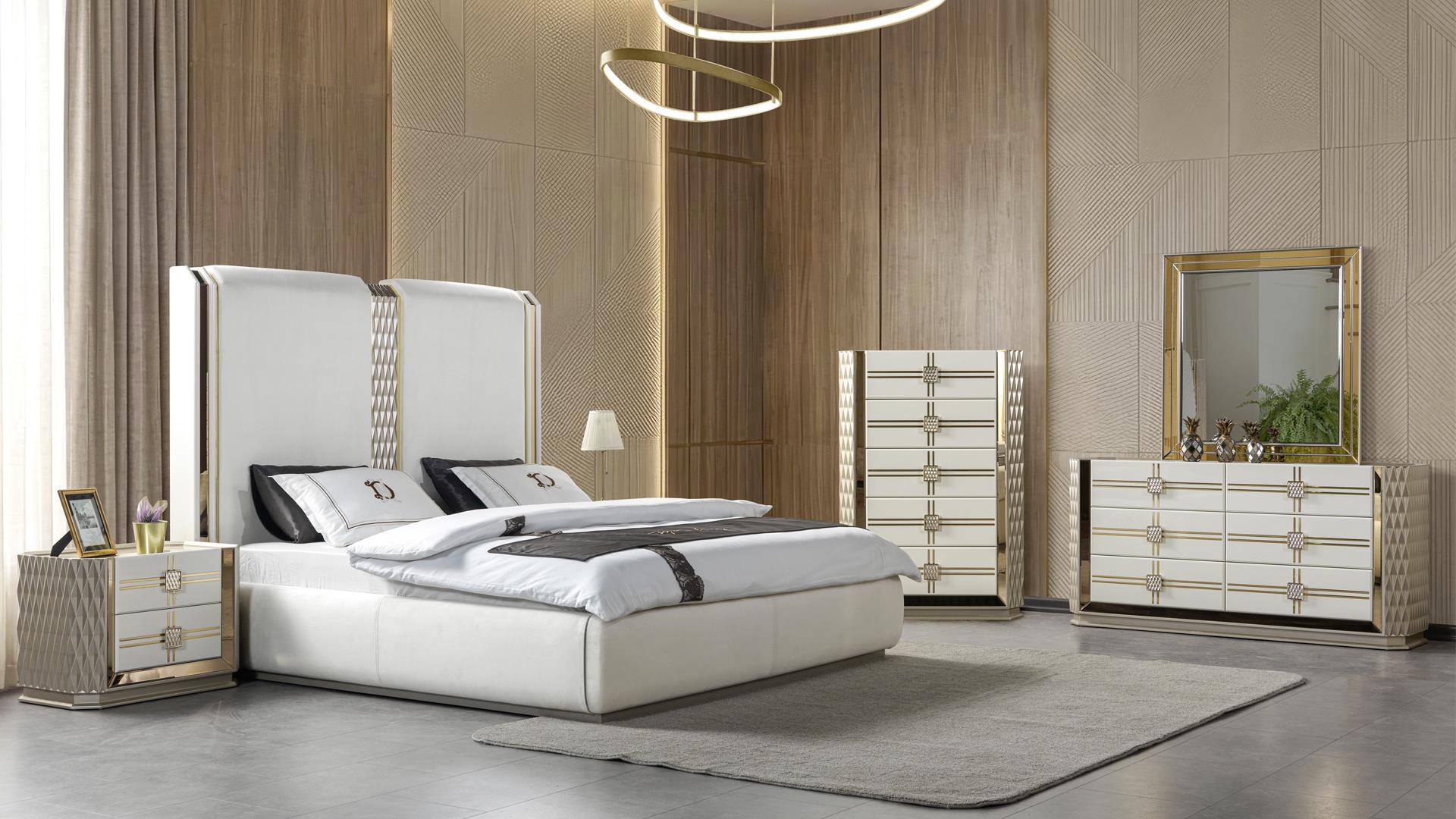 Latoya Queen 5 Pc Bedroom Set Beige